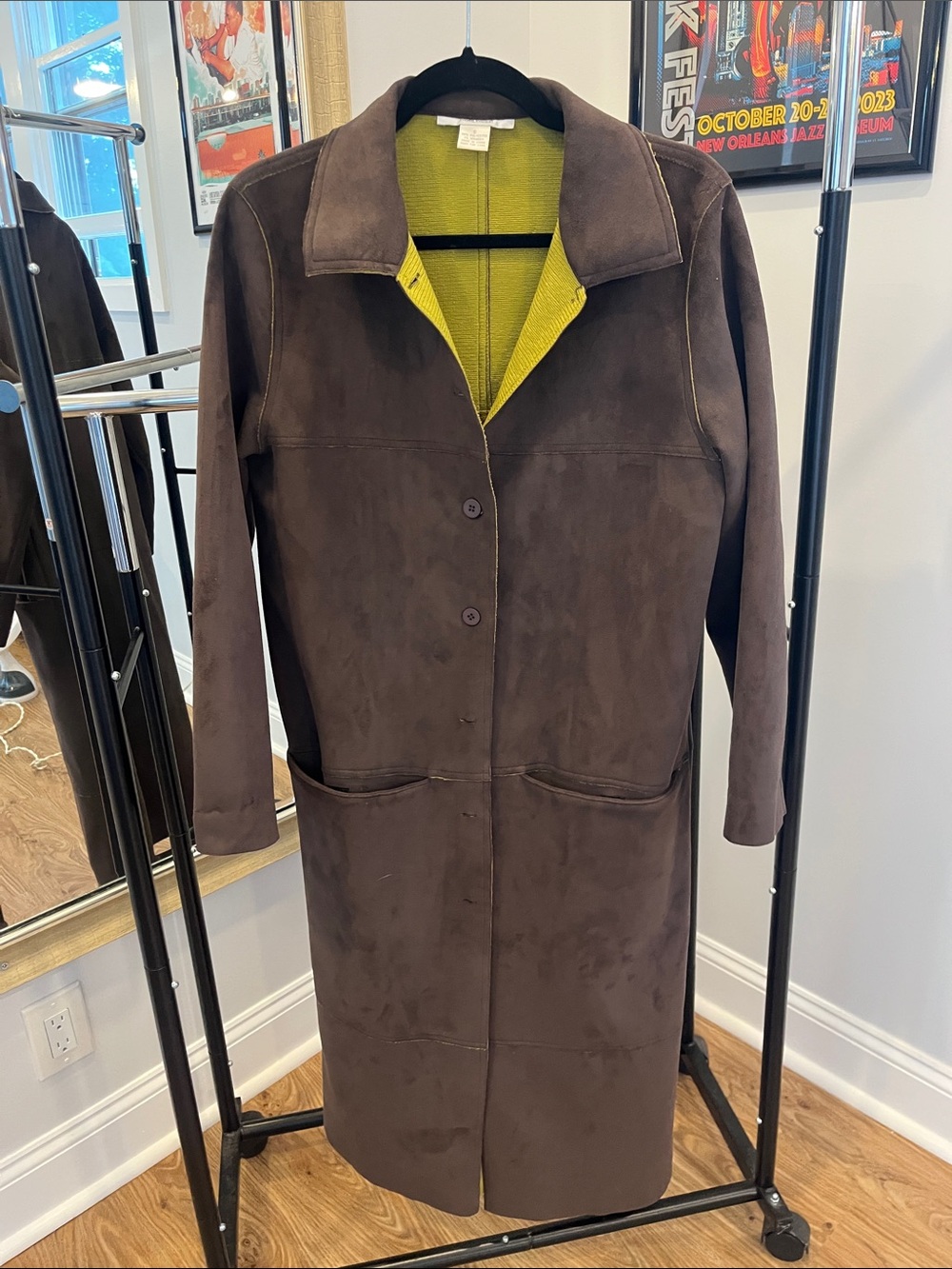 Suede-like Coat with Lime Lining